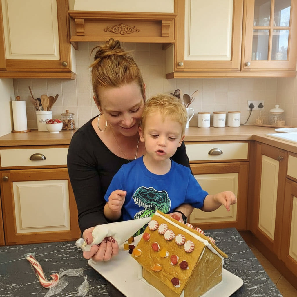 Gingerbread House Decorating Kit - No Candy